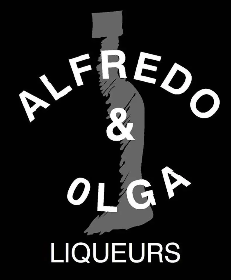 Alfredo y Olga Licores