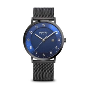 reloj azul con correa negra